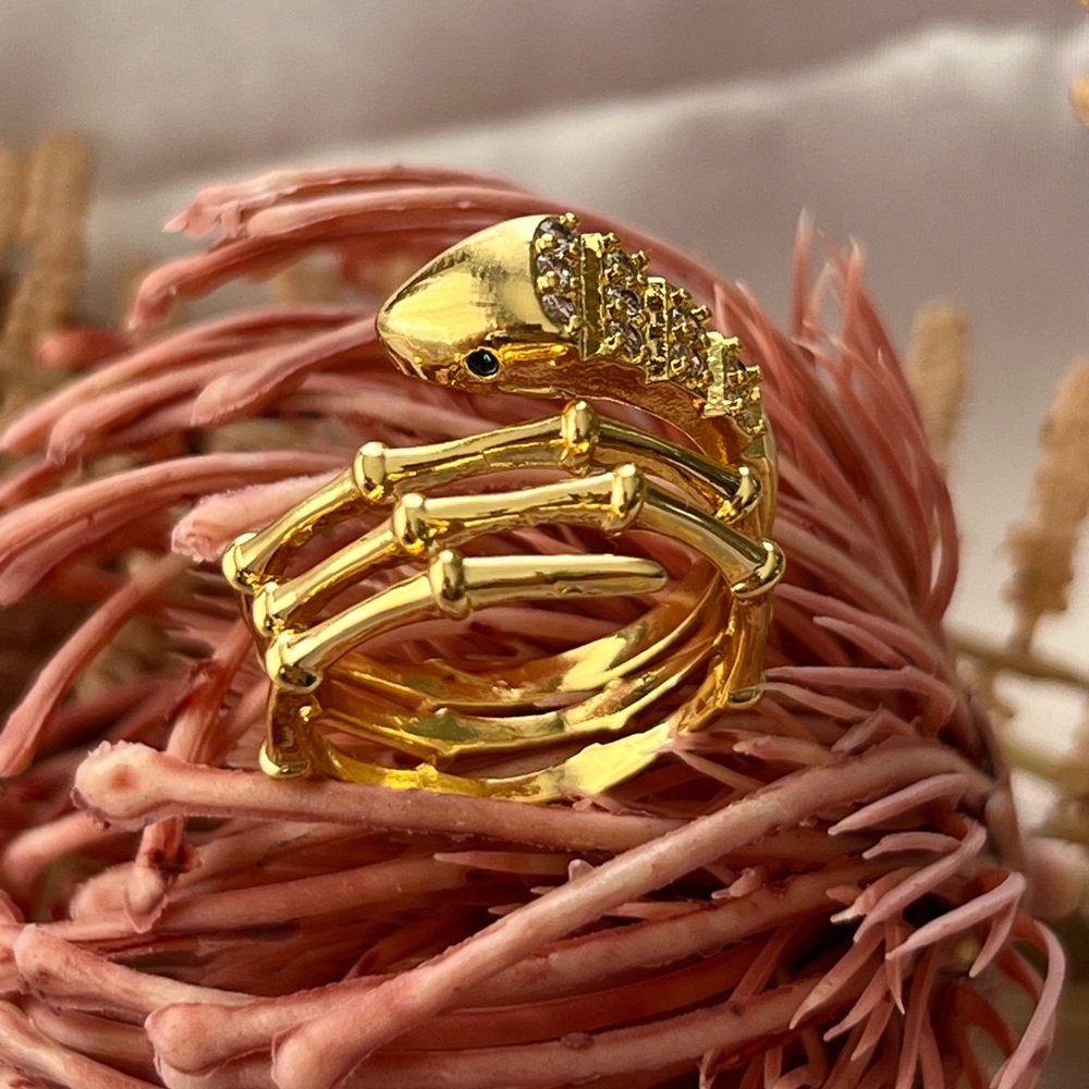 Brand New Adjustable Snake Ring